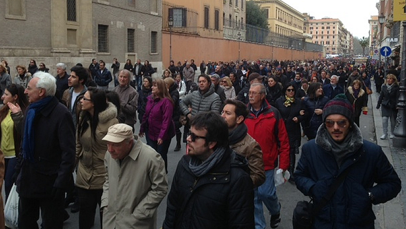 El Papa Francisco Reza Su Primer Ngelus En La Plaza De San Pedro