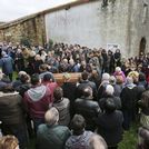 Multitudinario Y Emotivo Entierro En Zas De La Joven Paula Sueiro Rodr Guez