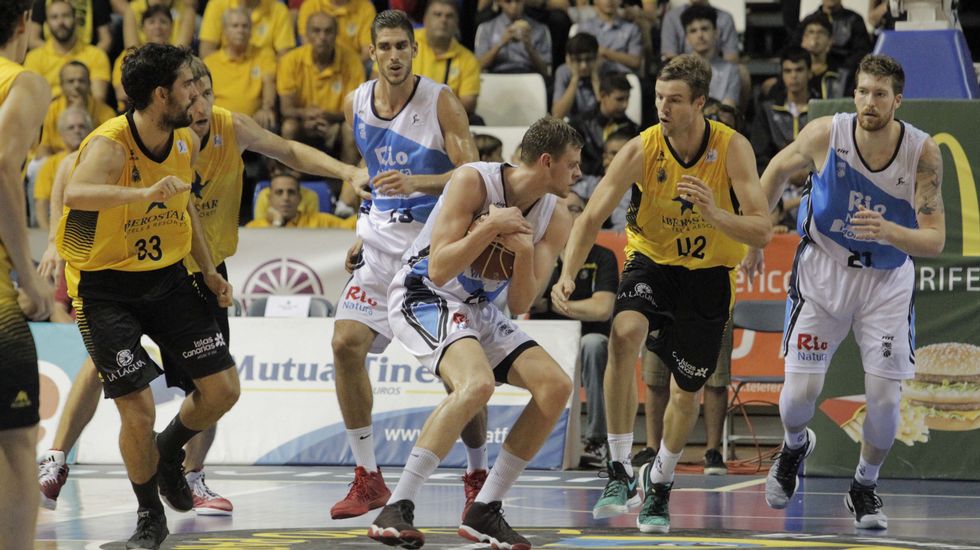 El Obradoiro Se Desfond En Tenerife