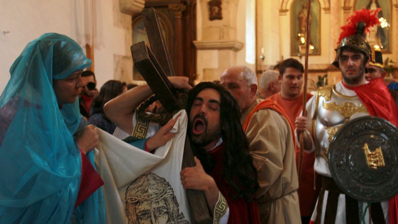 Tras El V A Crucis De Ayer En Santo Tom Hoy La Cita Est En