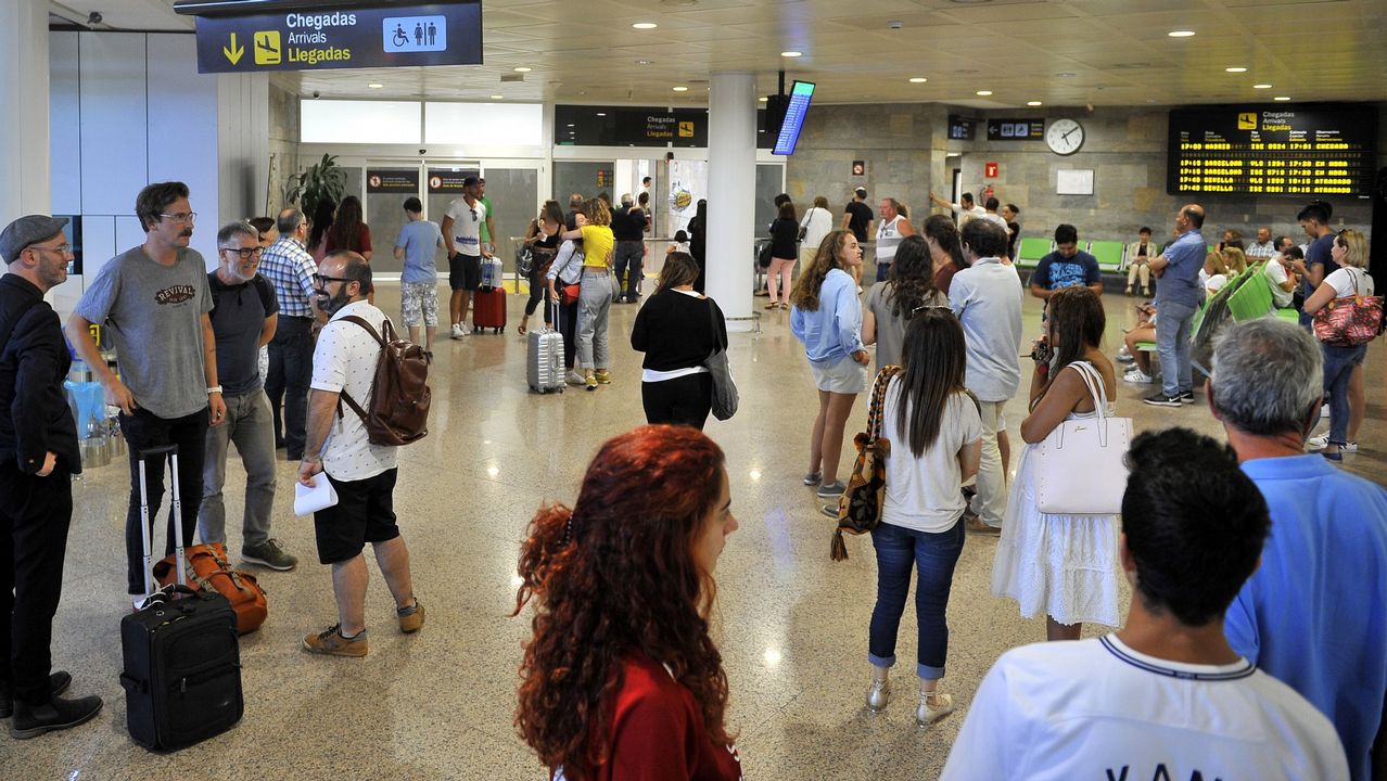 Los Aeropuertos Gallegos Alcanzan El Medio Mill N De Pasajeros En Agosto