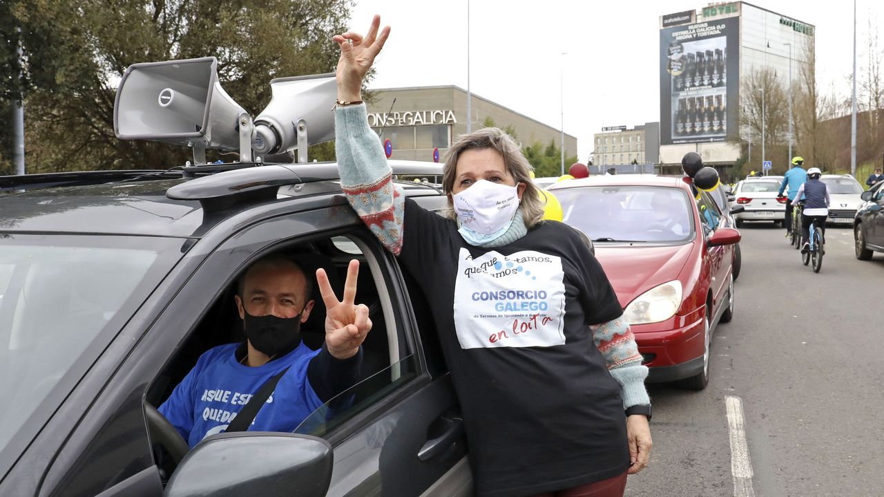 Nueva Caravana De Protesta En Santiago De La Plataforma De Trabajadores