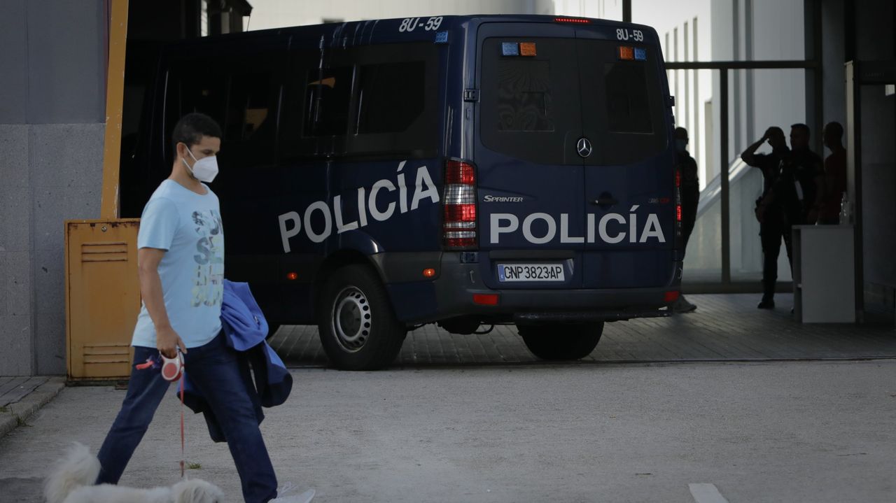 Detienen A Un Joven Que Agredi A Los Vigilantes De Un Supermercado En