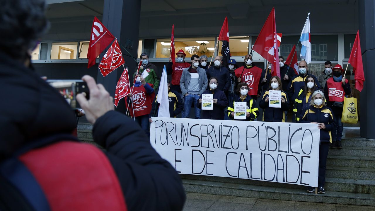 Los sindicatos convocan una huelga en Correos para los días 5 7 y 12