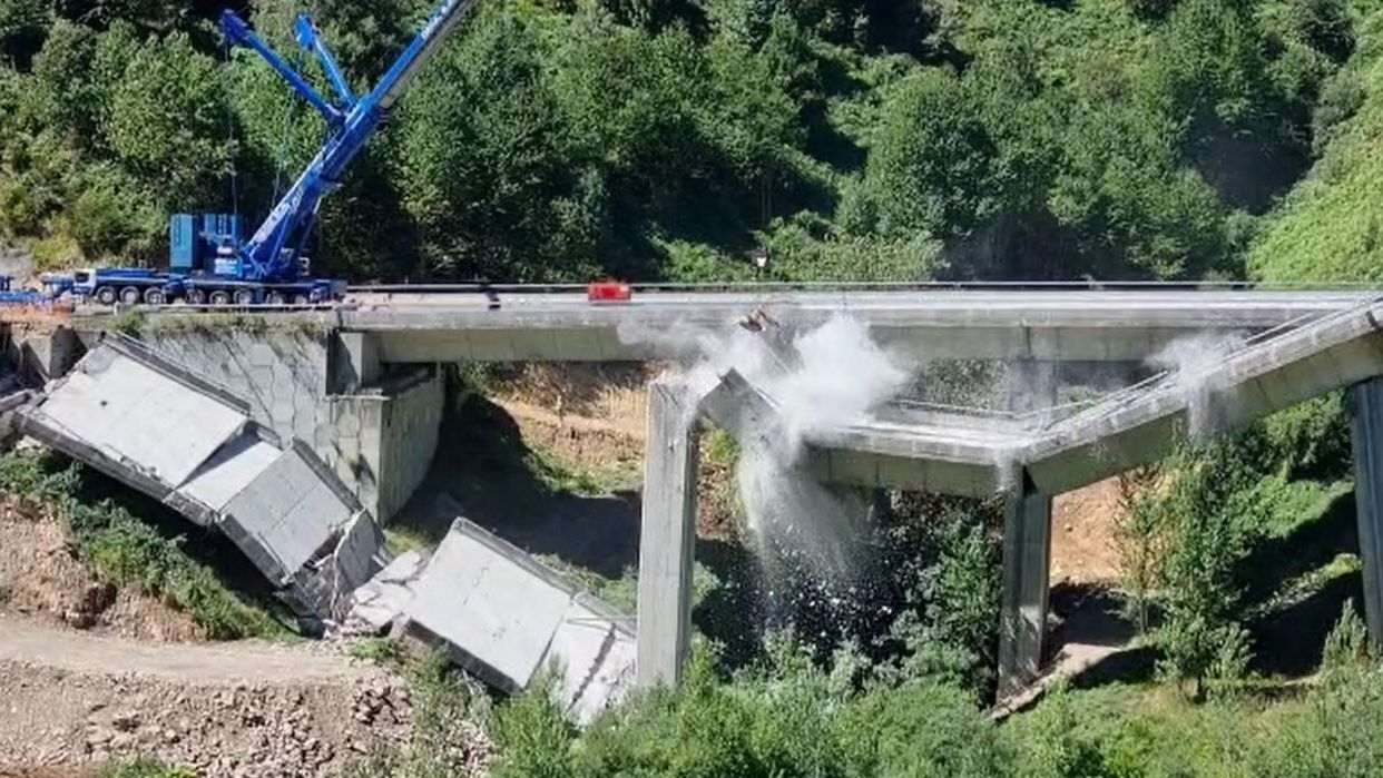 Se Derrumba El Vano Que Hab A Quedado En Pie En El Viaducto De La A