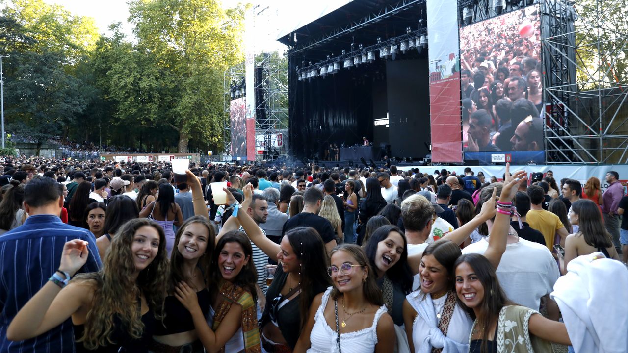 Caballero Se Promocion En El Concierto De David Guetta Como O Mellor