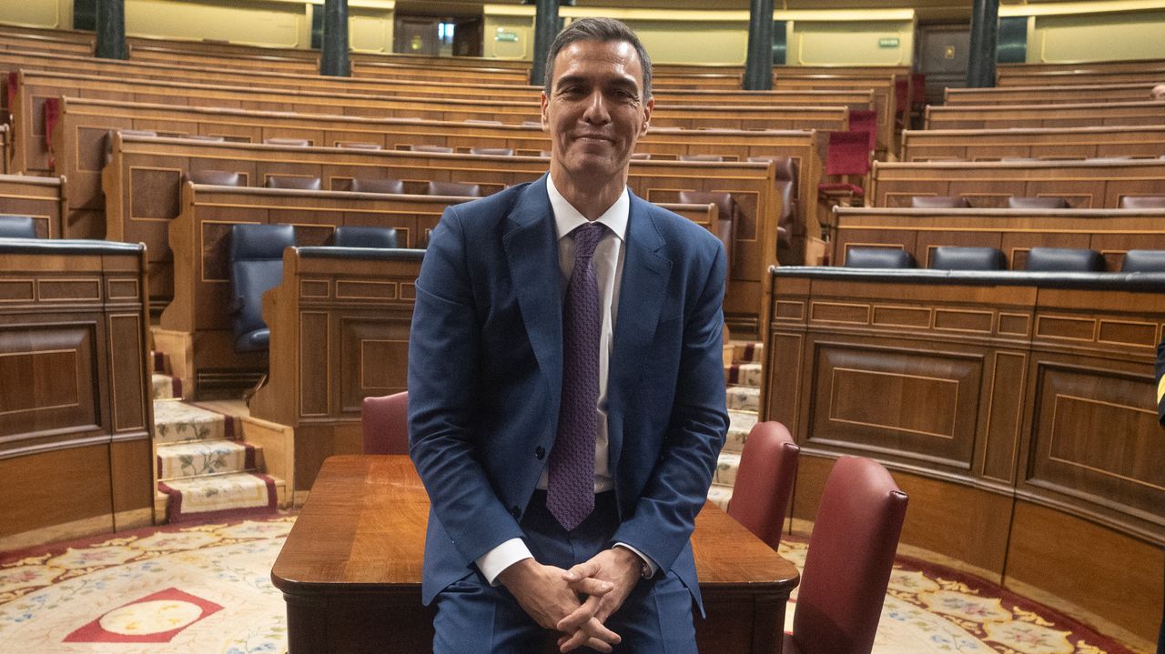 Sánchez promete su cargo de presidente del Gobierno ante el rey