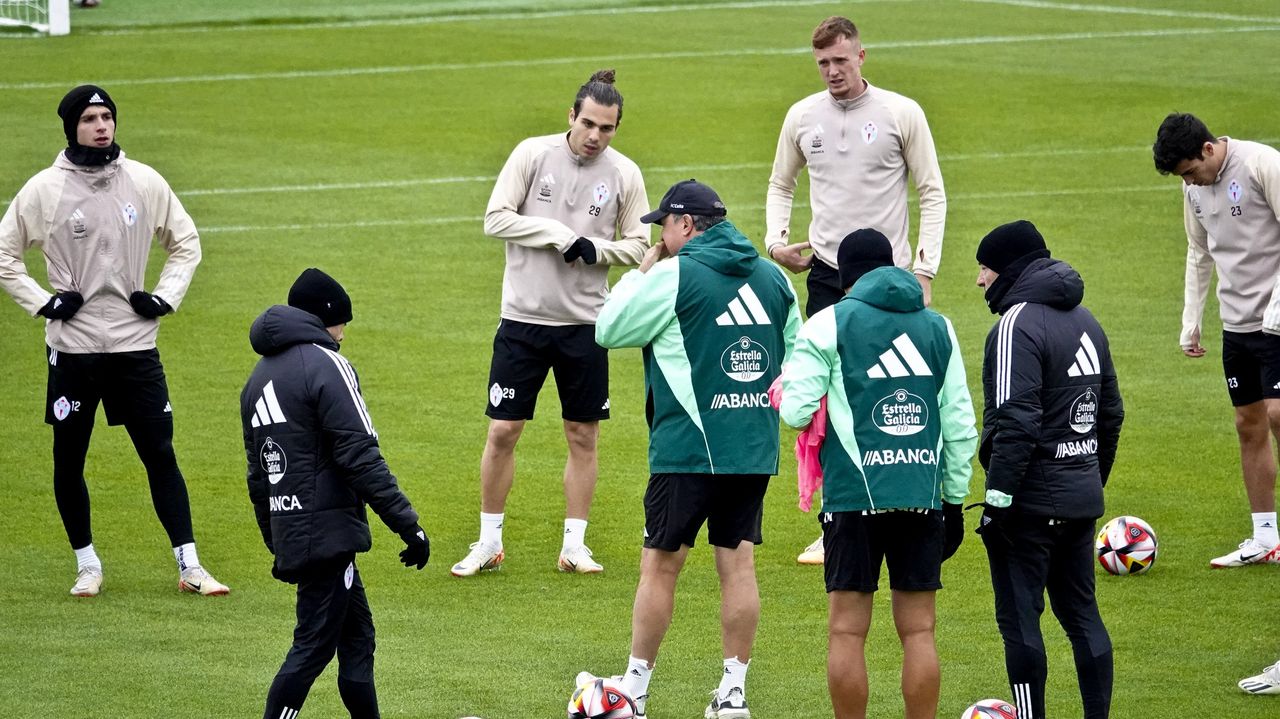 Javi Dom Nguez Sigue Con El Primer Equipo Ante La Ausencia De Carlos