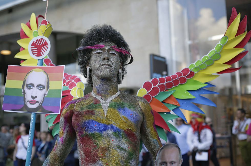 Un participante en una de las anteriores fiestas del orgullo.