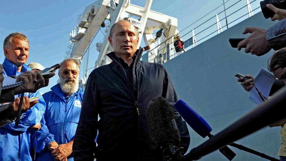 Putin se sumerge en aguas de Crimea a bordo de un batiscafo - SWI