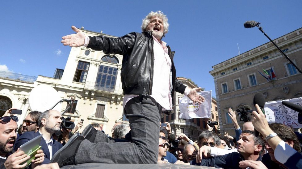 El Movimiento 5 Estrellas Afronta La Retirada De Beppe Grillo