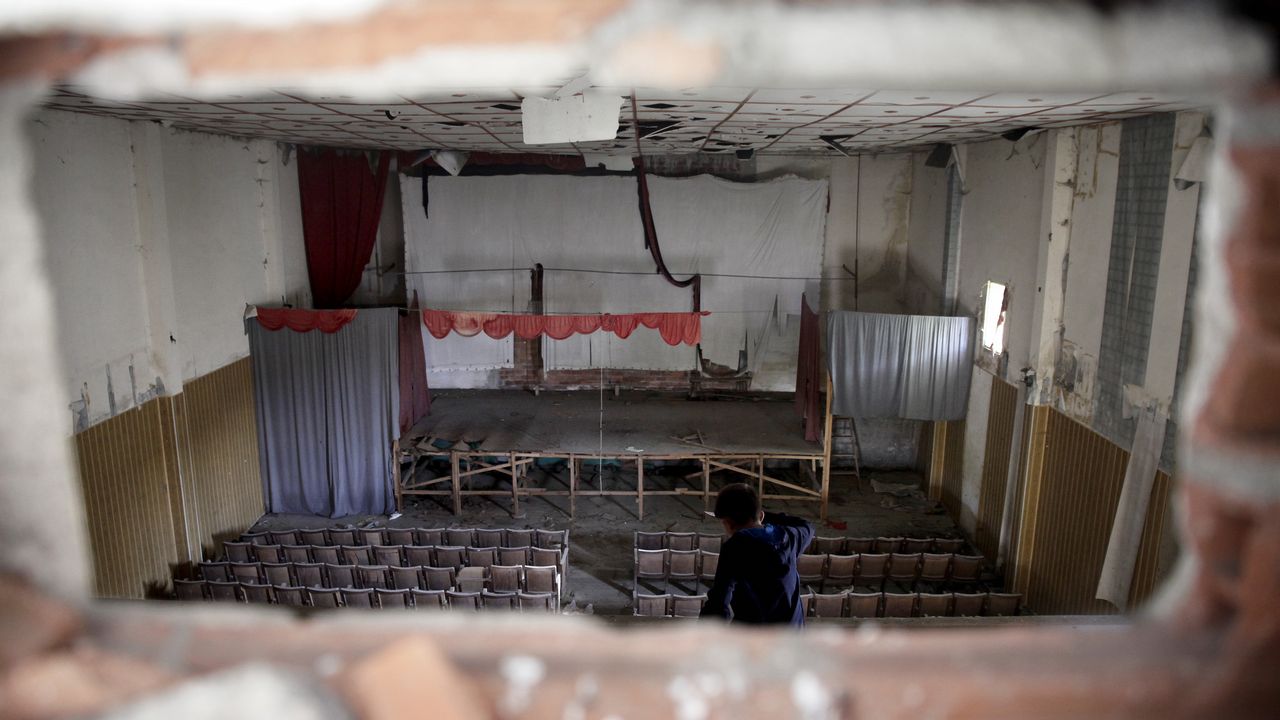 Medio centenar de cines han cerrado sus puertas en Barbanza en el último  siglo