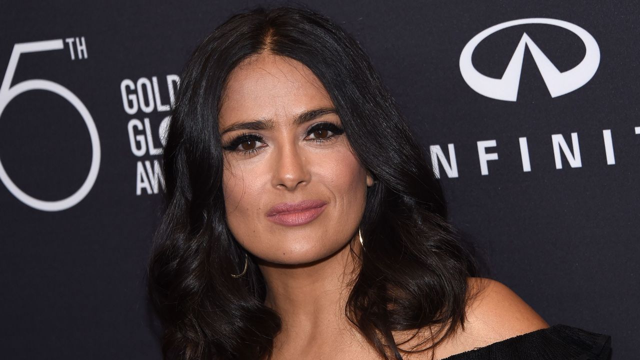 Salma Hayek confiesa su escalofriante infierno con Harvey Weinstein: «Fue  mi monstruo»