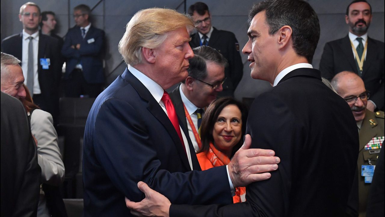 Primer Saludo Entre Pedro Sánchez Y Donald Trump