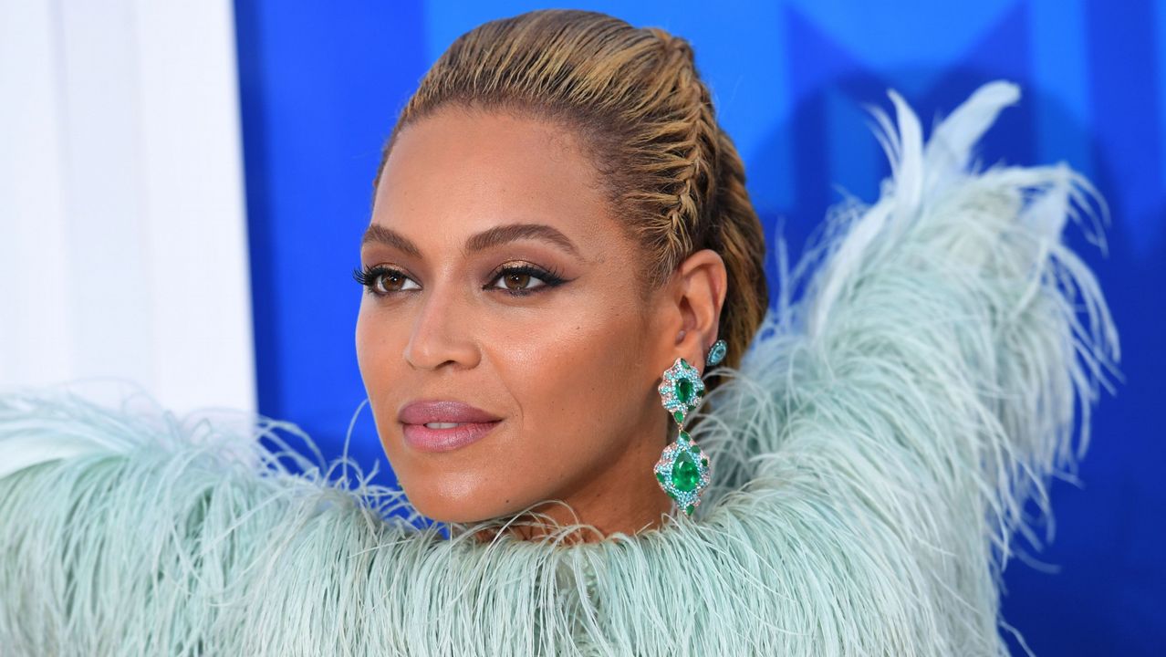 «Vogue» Desvela El Secreto De La Portada Que Protagonizará Beyoncé