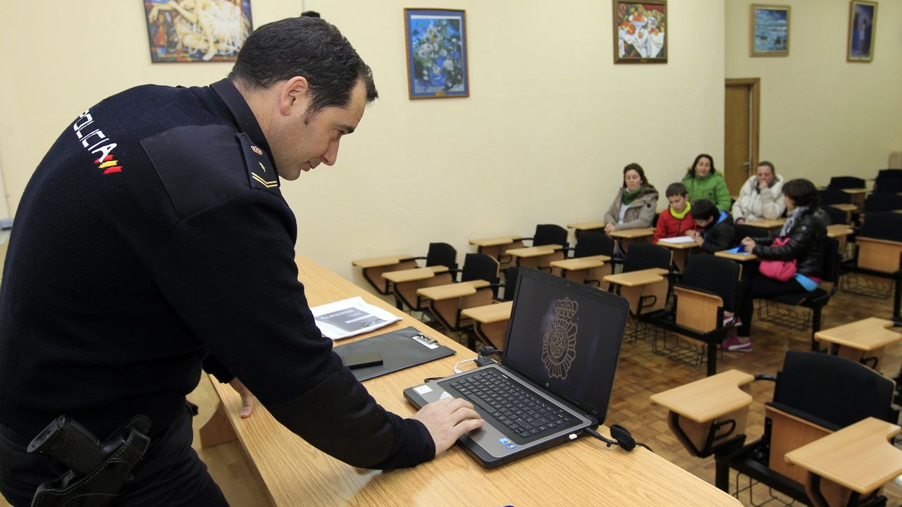 La Policía Nacional Vigilará El Entorno De Los Colegios E Institutos ...