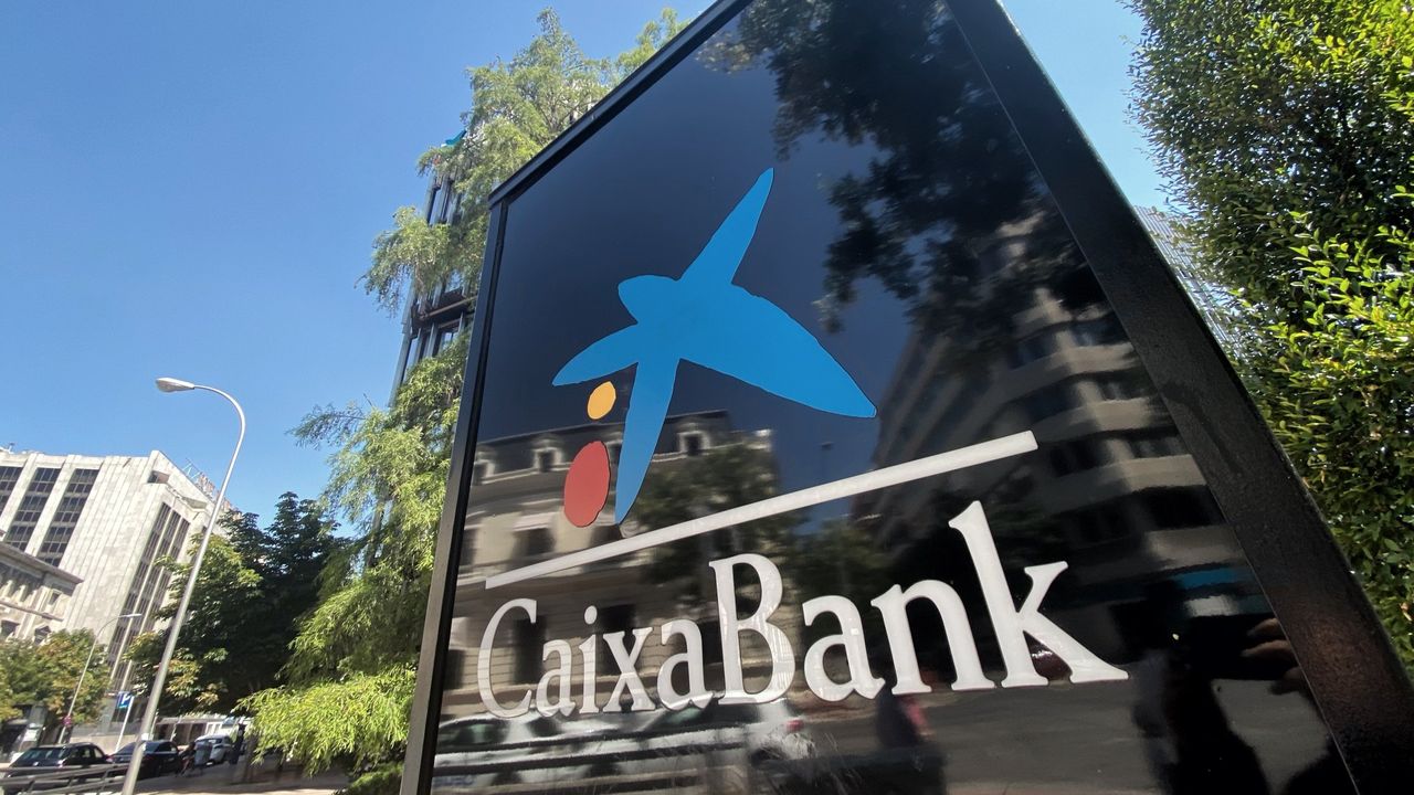 La fusión de Caixabank y Bankia: así será el mayor banco de