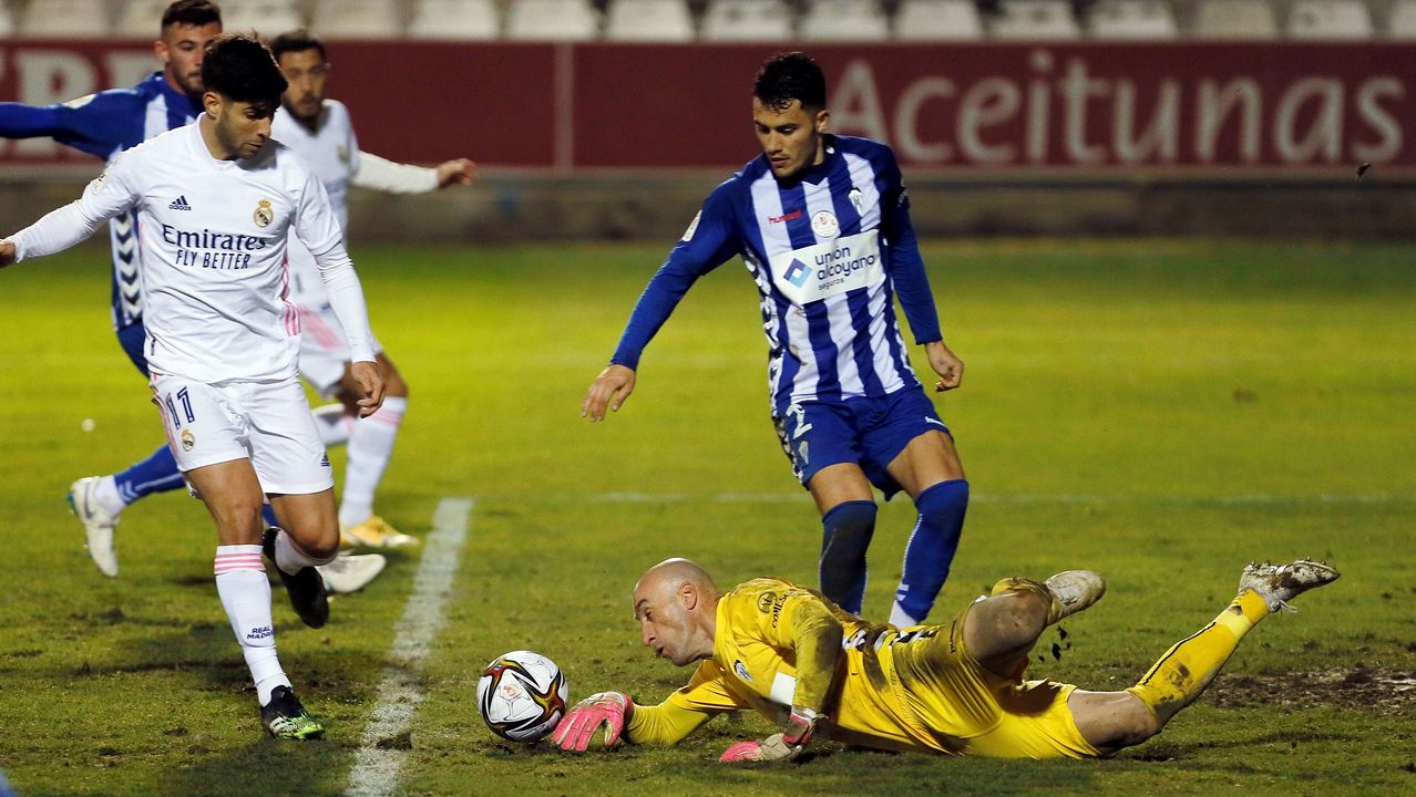 El Alcoyano Tumba Al Todopoderoso Madrid