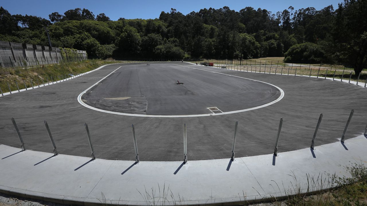 oleiros-prepara-los-ltimos-detalles-de-la-pista-de-patinaje