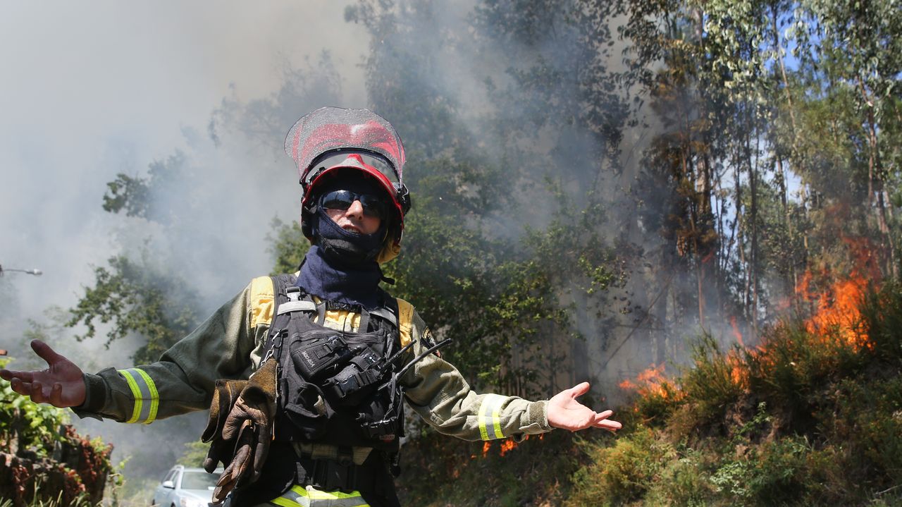 Más De 2000 Hectáreas Quemadas En Ocho Incendios Sin Extinguir En Galicia 4435