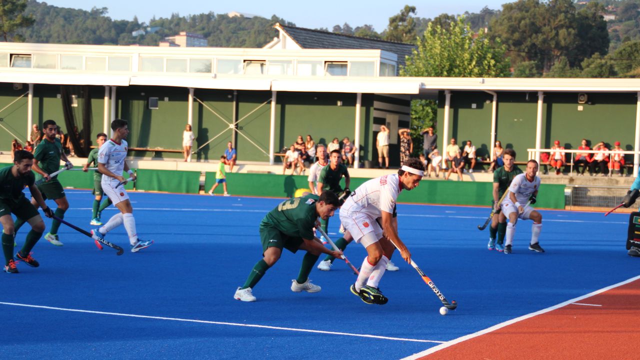 Espanha goleia Portugal (8-0) no torneio pré-europeu de hóquei