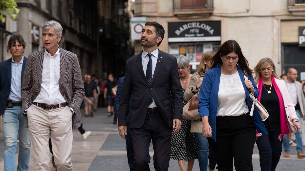 Pere Aragons dismisses Jordi Puigner, vice-president and highest figure of the Junts in government