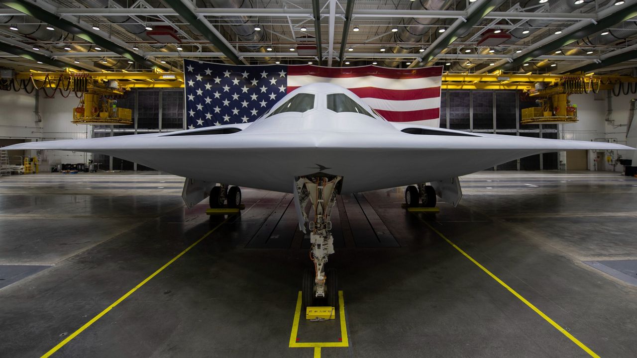 El Pentágono Presenta El B-21 Raider, Su Primer Bombardero Estratégico ...