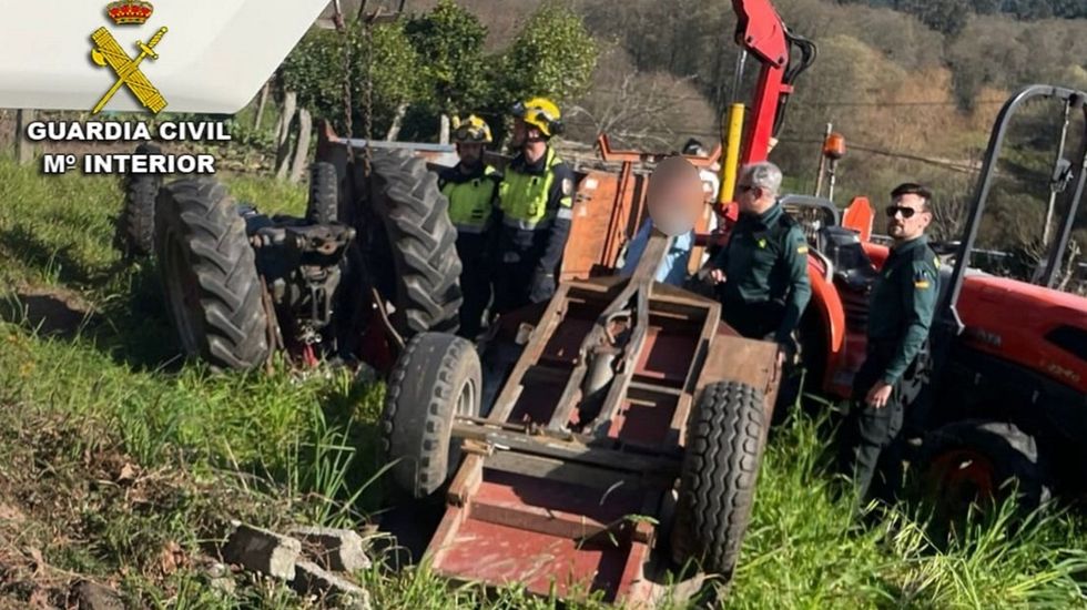 Muere Un Hombre De 52 Años En Vilaboa Al Volcar El Tractor Que Conducía