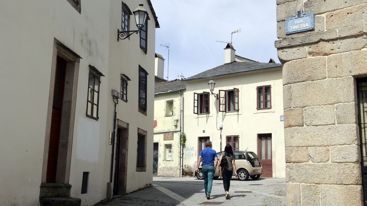 La decadencia de A Tinería, el barrio chino de Lugo en el que hace años  había más de 70 mujeres prostituidas