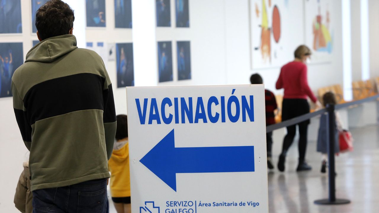 New coronavirus and flu vaccines will begin to be given simultaneously at the end of this month