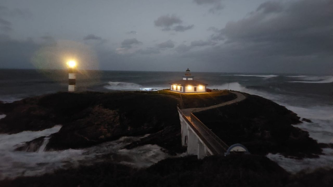 De sangre y cenizas - Faro de Vigo