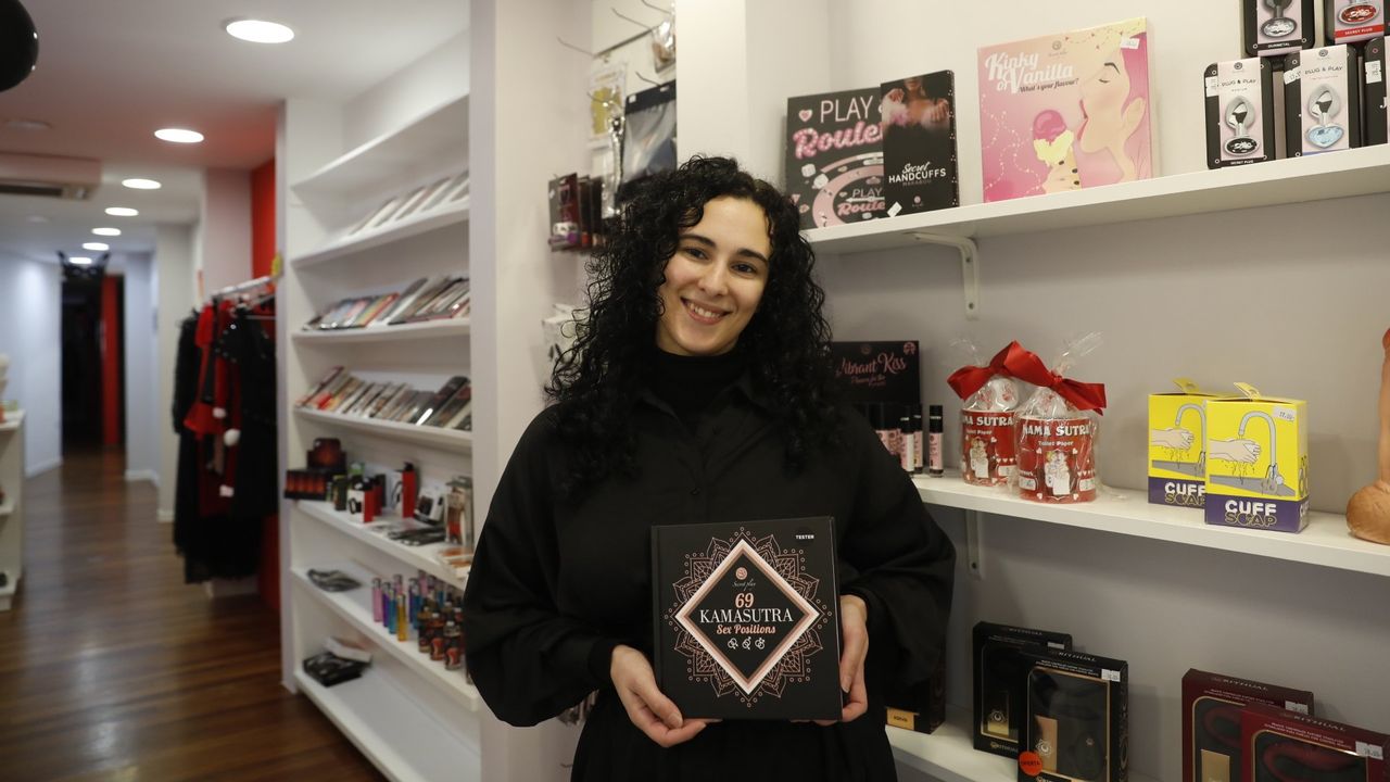 Abre en Ourense La casa de Lucifer, un comercio local pensado para  disfrutar del sexo