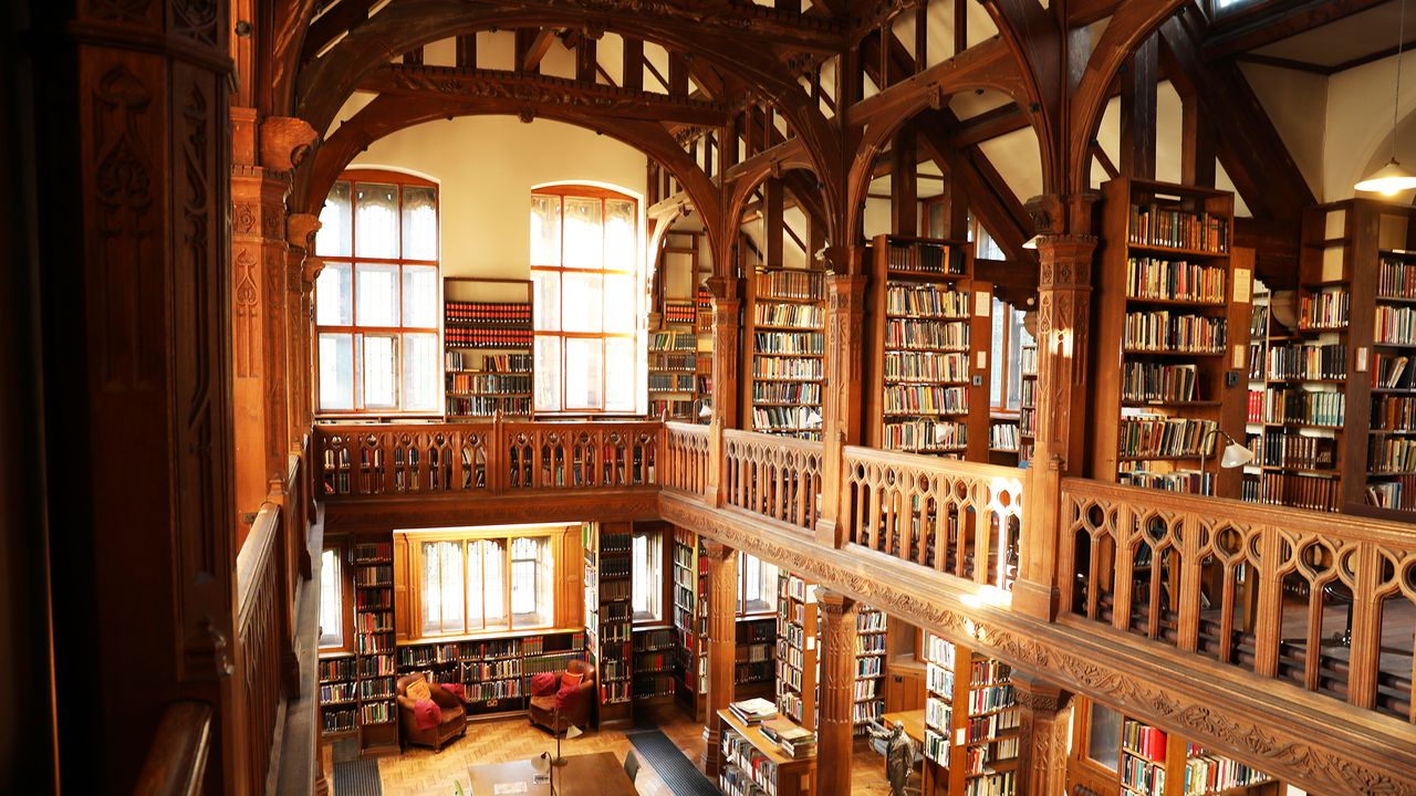 Gladstone Library: The Unique Institution Founded by a Former British Prime Minister with 150,000 Volumes and Overnight Stays